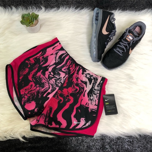 Nike Pants - Nike marble pattern running shorts